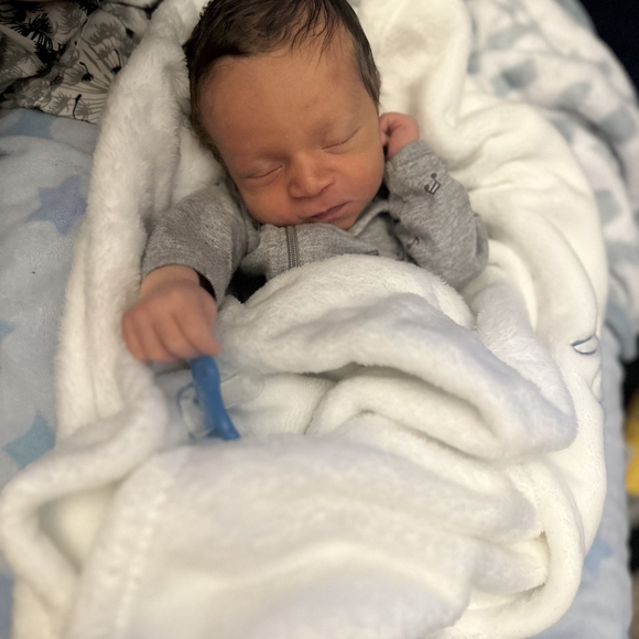 Meet your Posher, Jamie - Picture 3 of 3